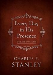  Every Day in His Presence: 365 Devotions 